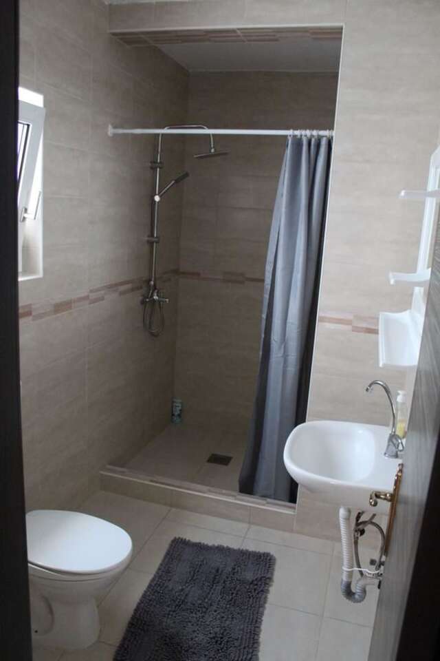 Апартаменты Apartmani LENA Добра-Вода-17